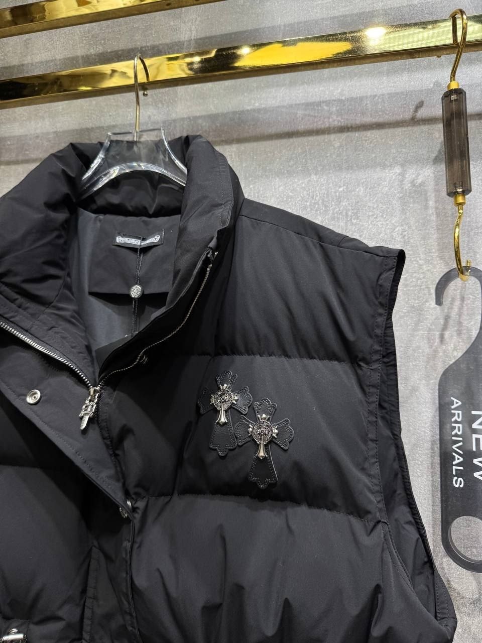 жилет,жилетка,теплый жилет,жилет пуховый moncler,жилет классический