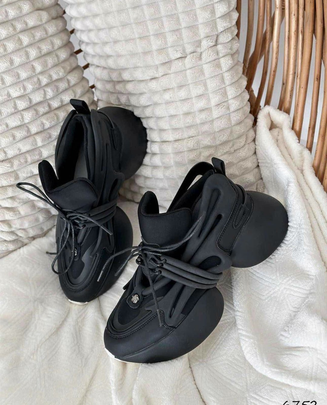 кроссовки эко кожа,,женские кроссовки, кроссовки,кроссовки женские черные