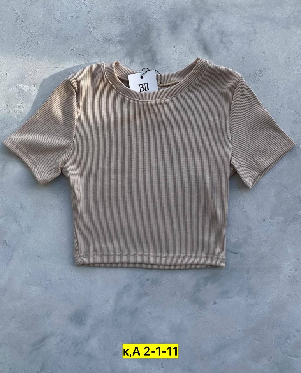 кроп топ,,укороченные топы,топик,укороченная футболка