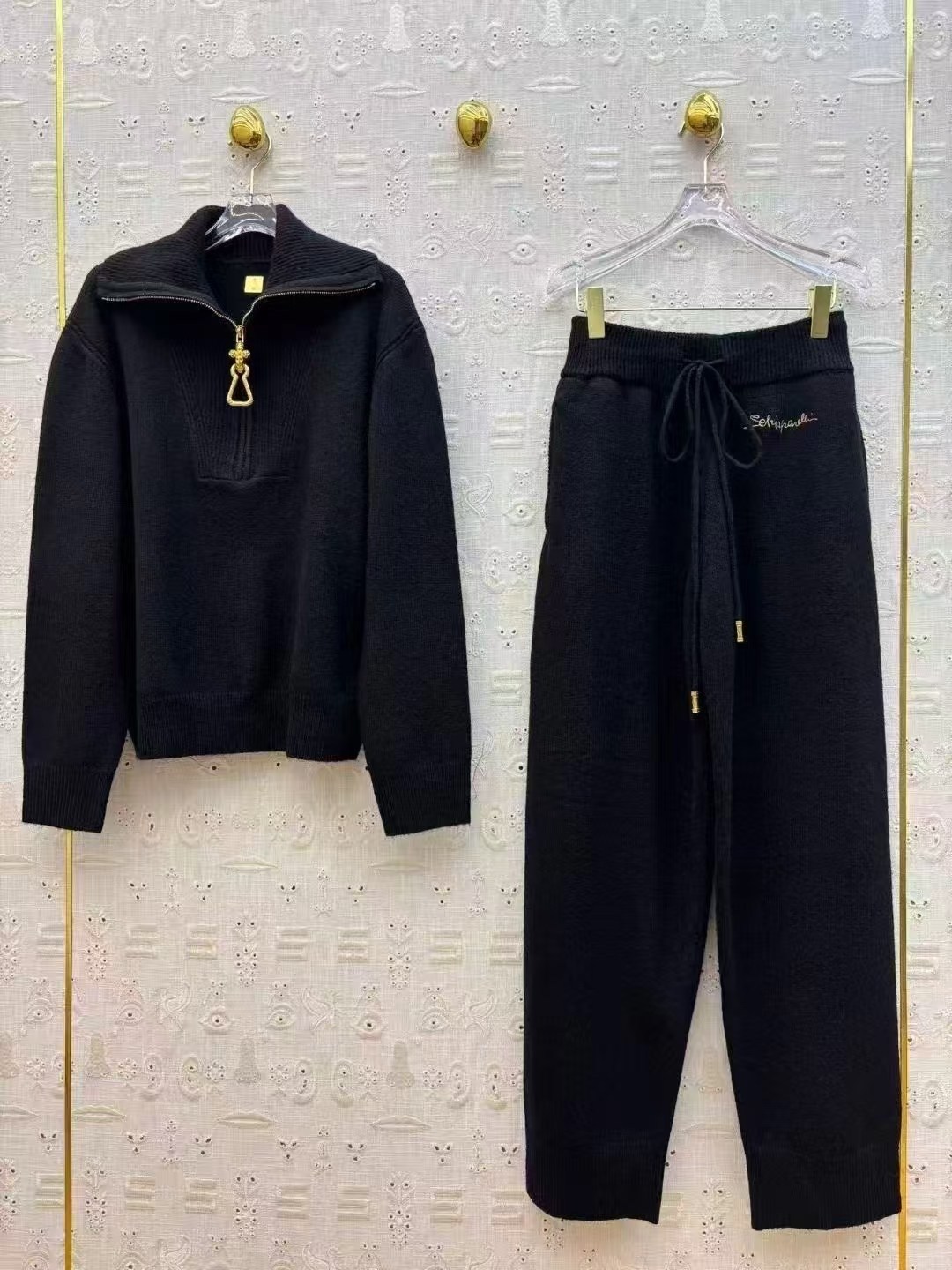 модные костюмы,трикотажные костюмы,костюм фенди,костюм кашемир,спортивные костюм