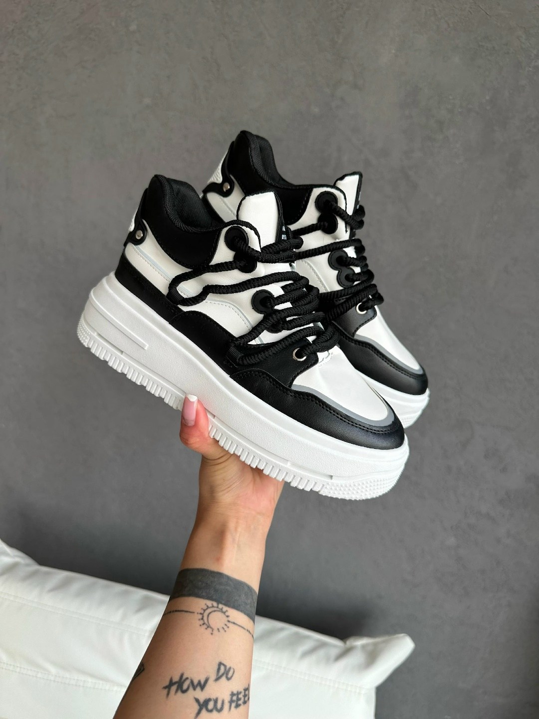 женские кроссовки,,модные кроссовки на платформе,кроссовки женские на платформе,кроссовки с толстой подошвой