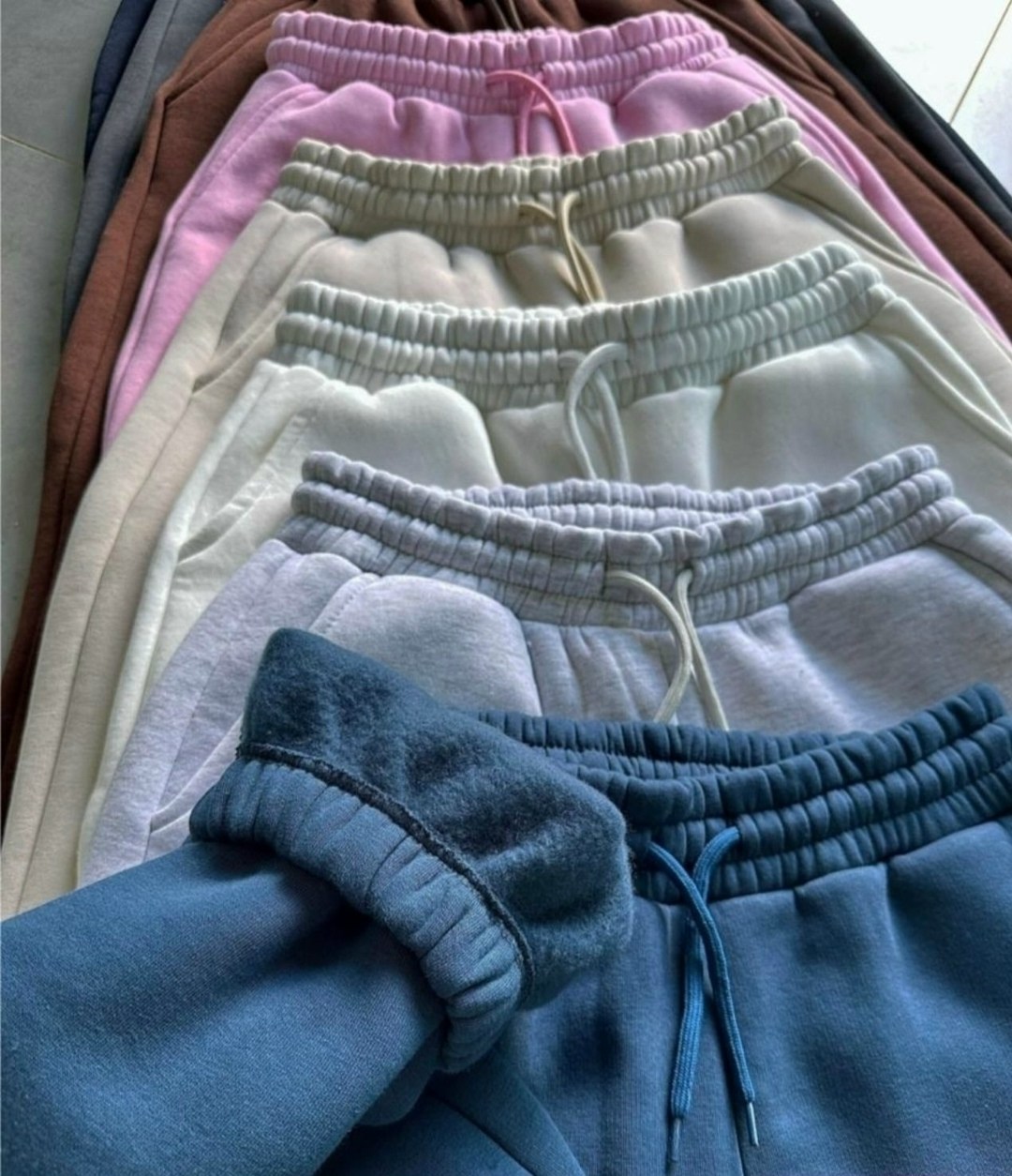 штаны спортивные на флисе,спортивные брюки,спортивные штаны,штаны на флисе,штаны на флисе женские