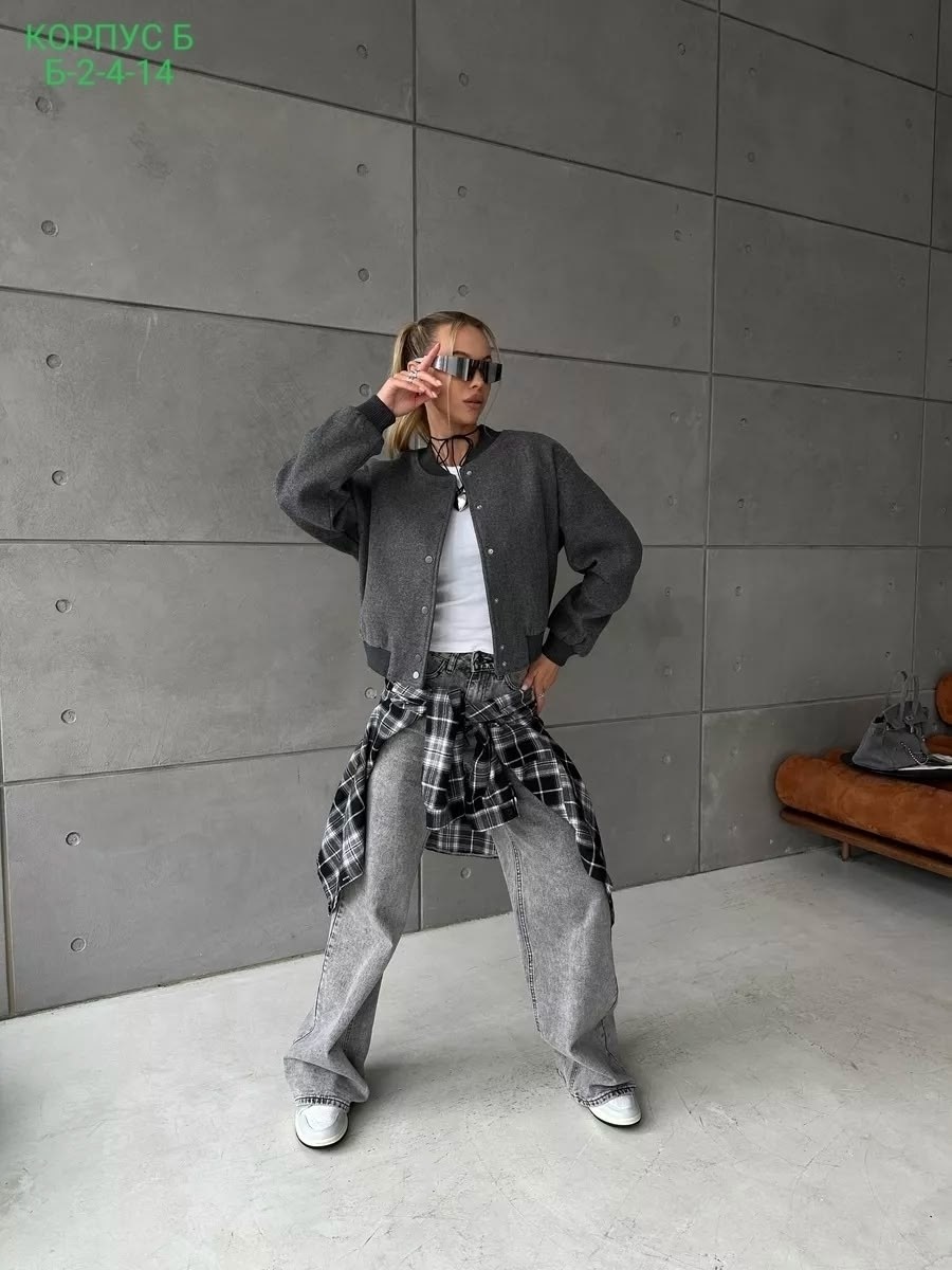 бомбер куртка,куртка бомбер женская,бомбер женская,стильная куртка,женская куртка