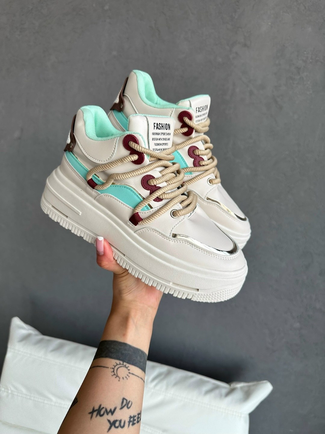 женские кроссовки,,модные кроссовки на платформе,кроссовки женские на платформе,кроссовки с толстой подошвой