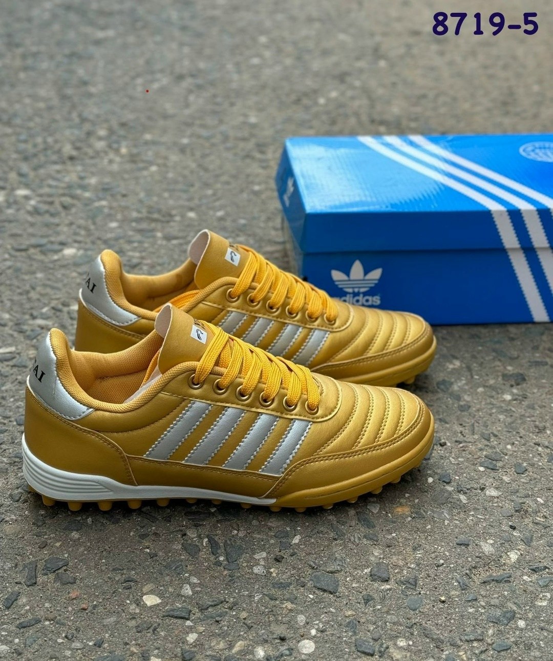 мундиаль кроссовки адидас, футбольная,,футбольные кроссовки,сороконожки футбольные