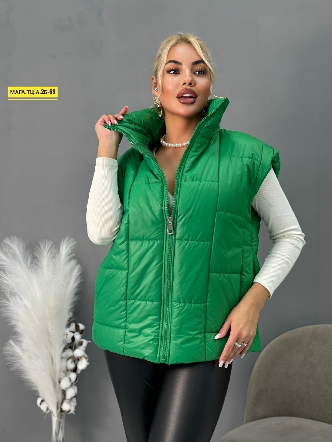 женская жилетка,жилет женский,жилетка зеленая,жилет,жилетка