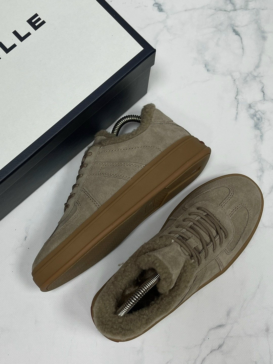 ,замшевые кроссовки,замшевые кеды brunello cucinelli,замшевые кеды,brunello cucinelli кроссовки женские