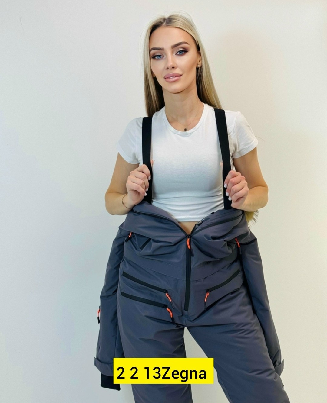 комбинезон женский горнолыжный,комбинезон женский зимний,комбинезон женский зимний горнолыжный,комплект комбинезон,женский горнолыжный комбинезон с капюшоном