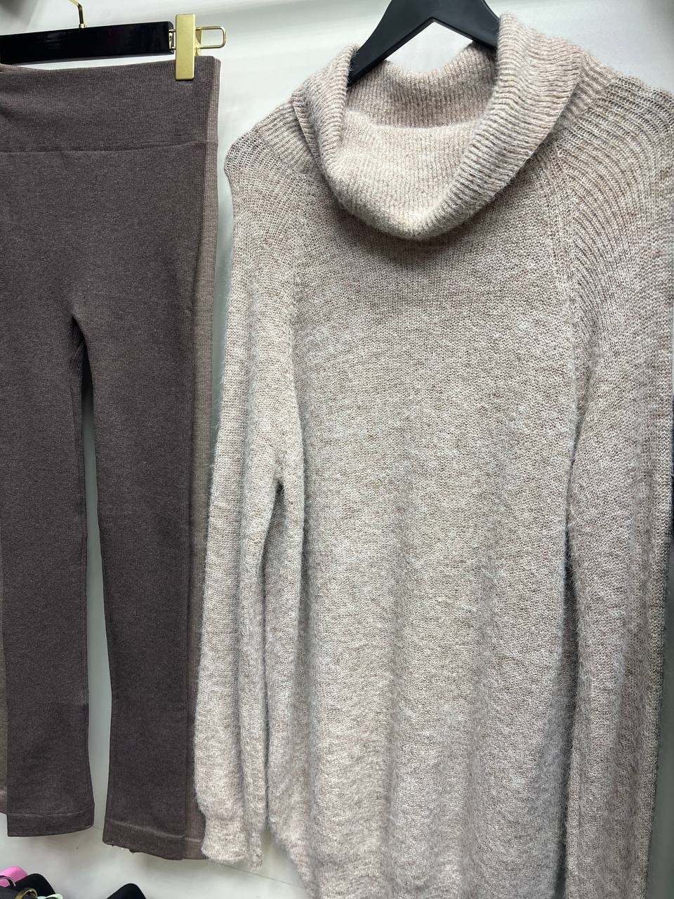 модные свитера,бежевый джемпер,свитер кашемировый джемпер,свитер,женские свитера