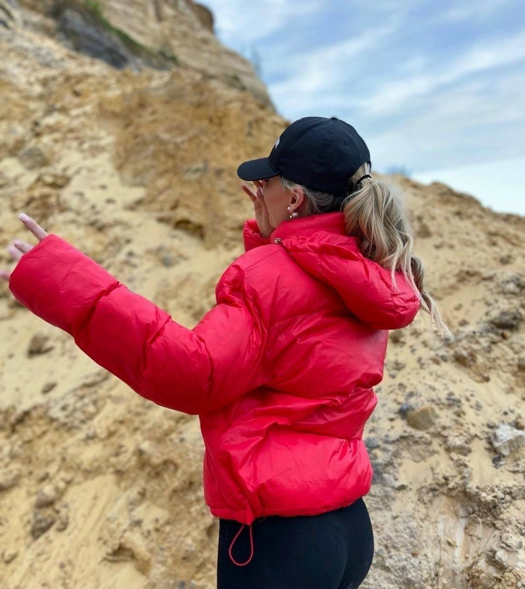 куртка,куртка женская,стильная куртка,куртка яркая,модная куртка