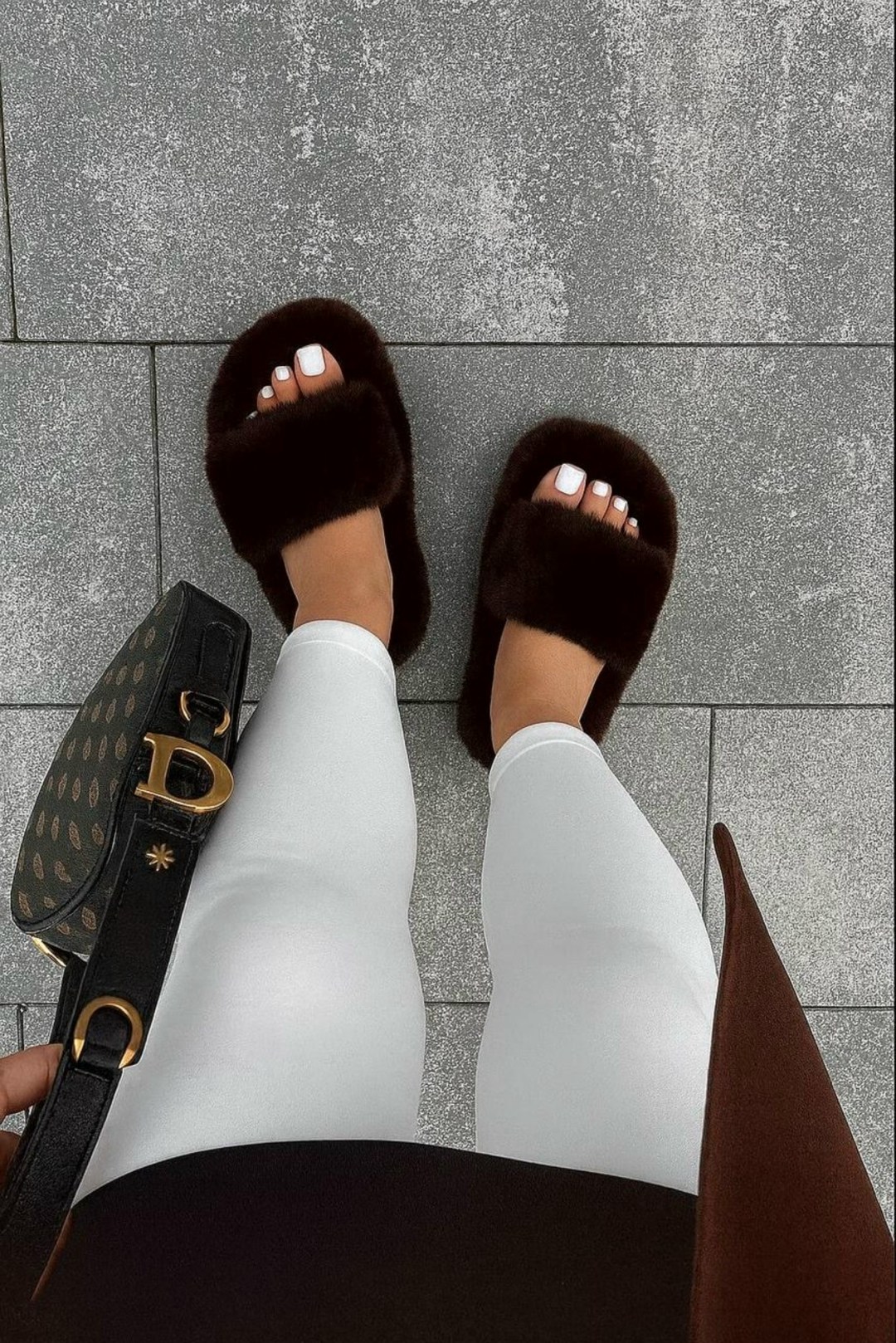 тапочки модные,женские домашние тапочки,меховые тапочки,домашние тапочки пушистые,женские тапочки