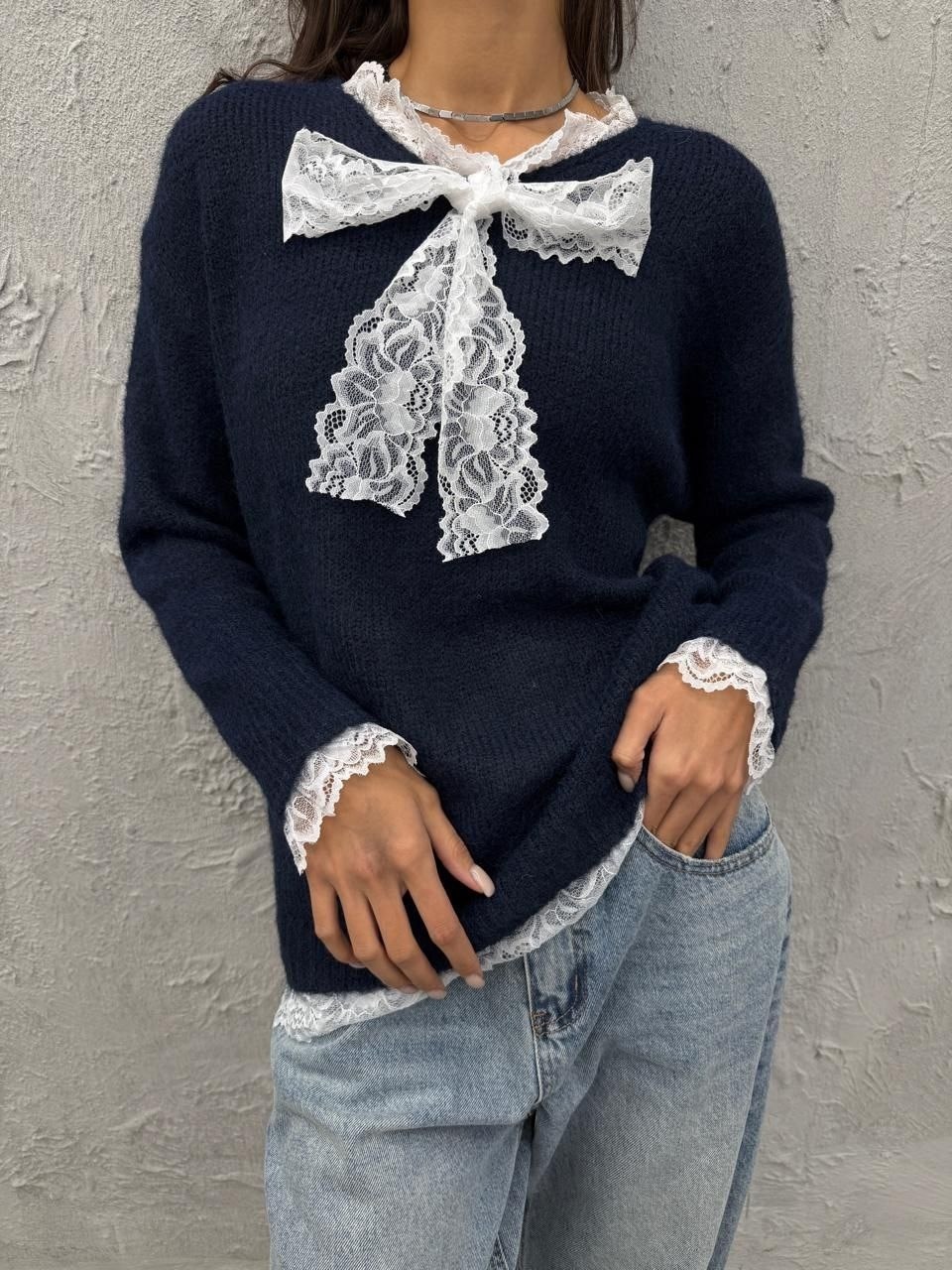 джемпер с кружевом,модные свитера,вязаные свитера,свитер с кружевом,вязаный пуловер