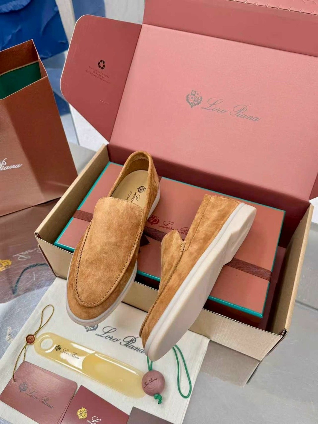 лоферы loro piana женские,лоферы из натуральной замши loro piana,лоферы loro piana,,лоферы лоро пиано