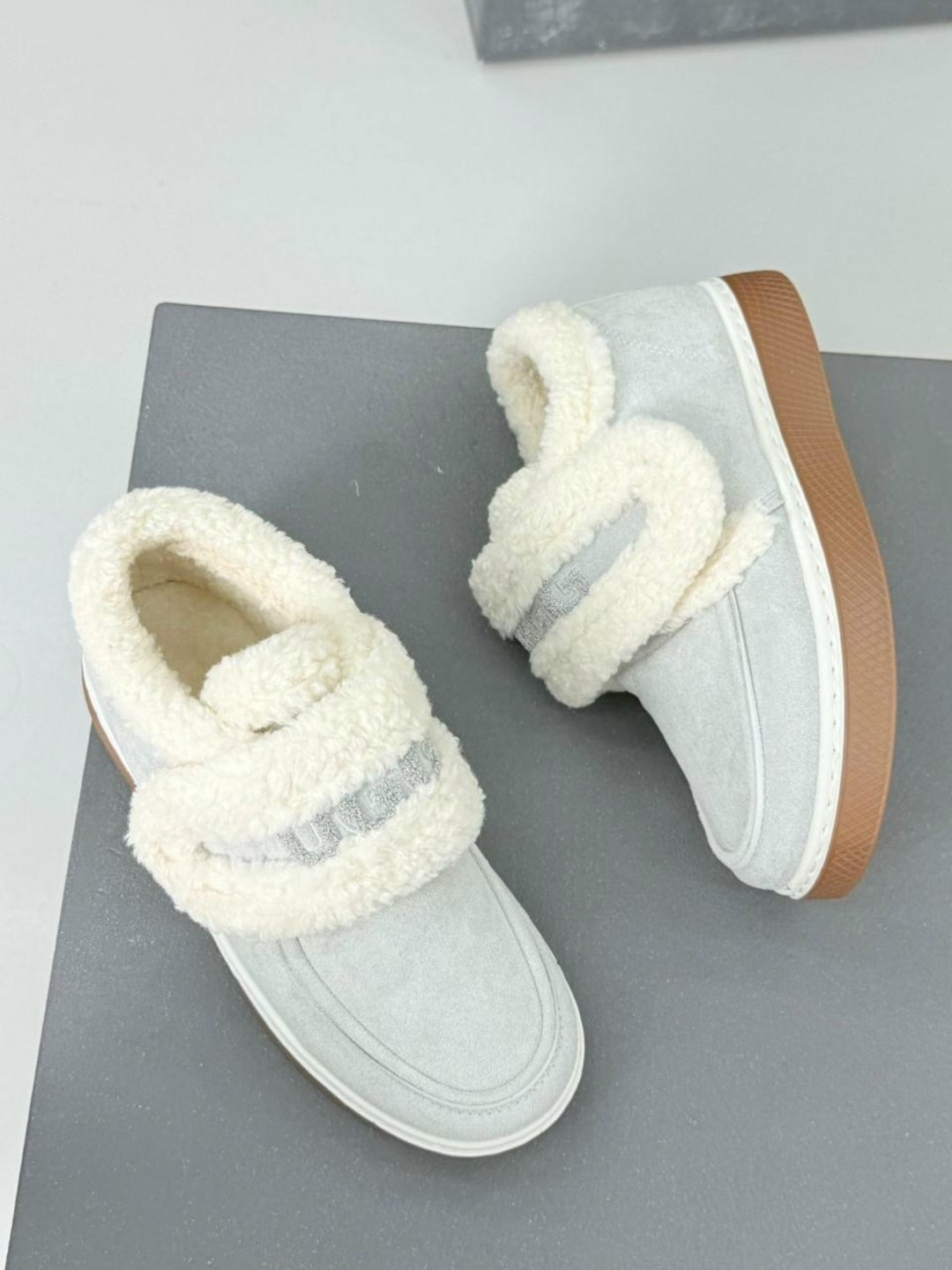 ,женские угги, теплая,модные угги,зимняя