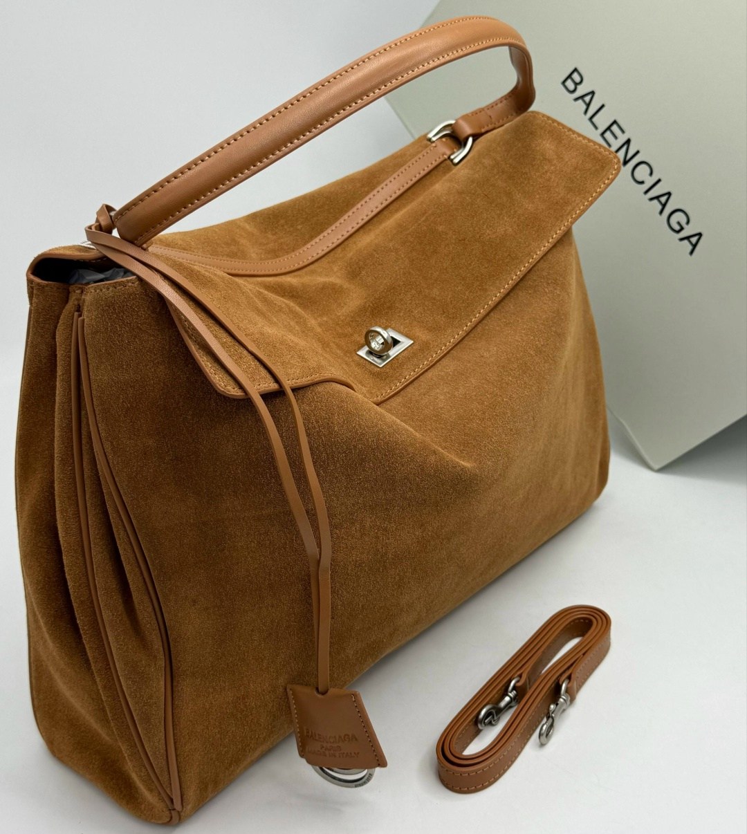 замшевая сумка,сумка из натуральной замши,сумка пинко из замши,замшевая сумка женская,сумка женская натуральная замша