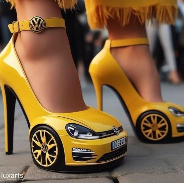 женские каблуки,,необычная ,креативная ,каблуки туфли