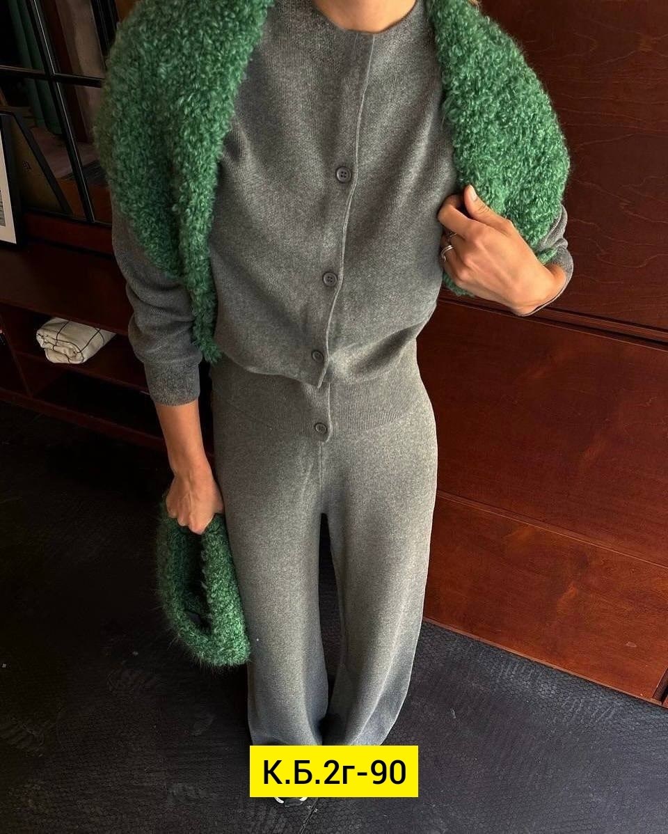 костюмы брючные,костюмы двойки,трикотажный костюм,женские костюмы,вязаные костюмы