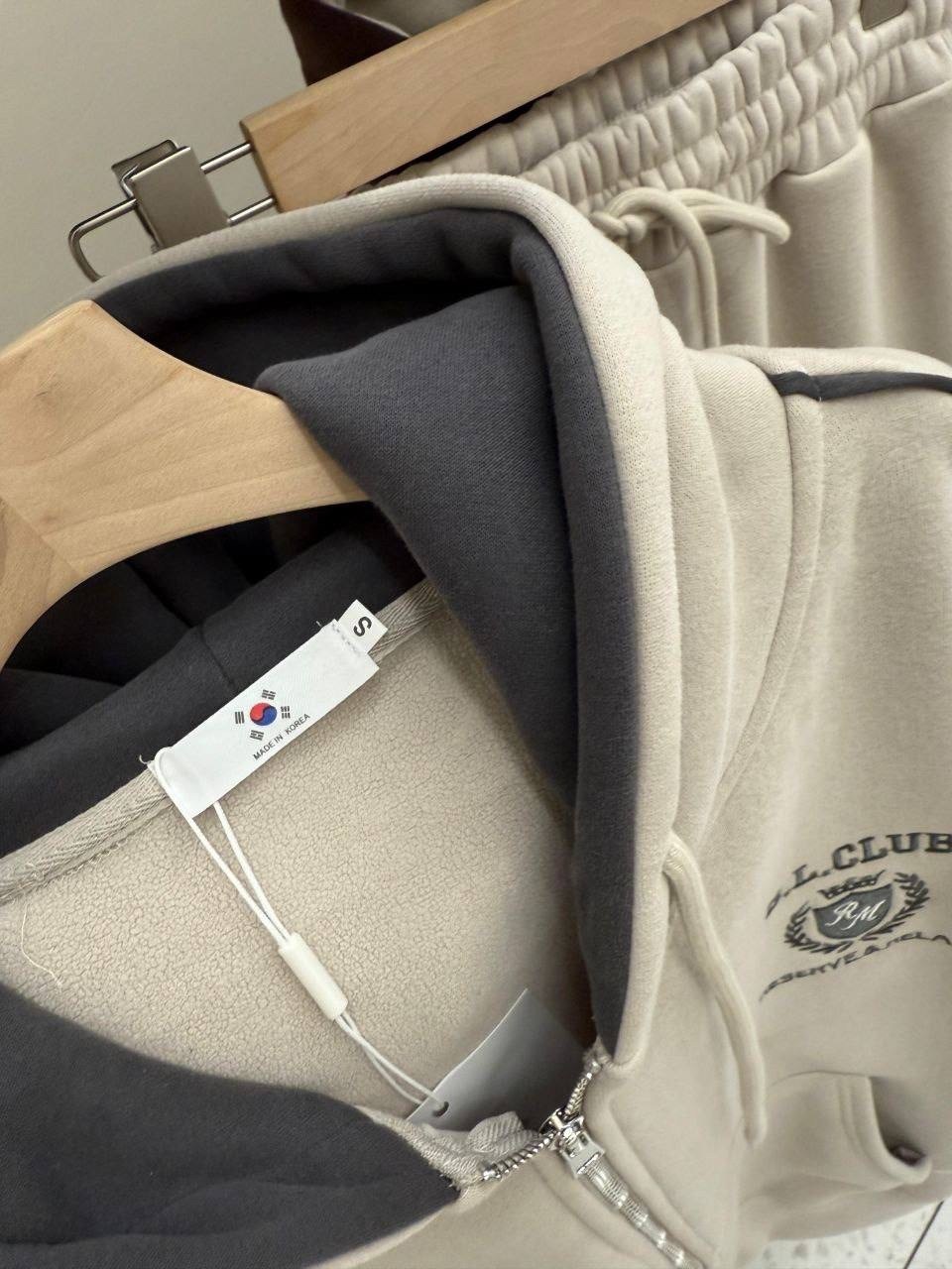 спортивные костюм,мужские спортивные костюмы,костюмы комплекты,женские спортивные костюмы,спортивный костюм moncler