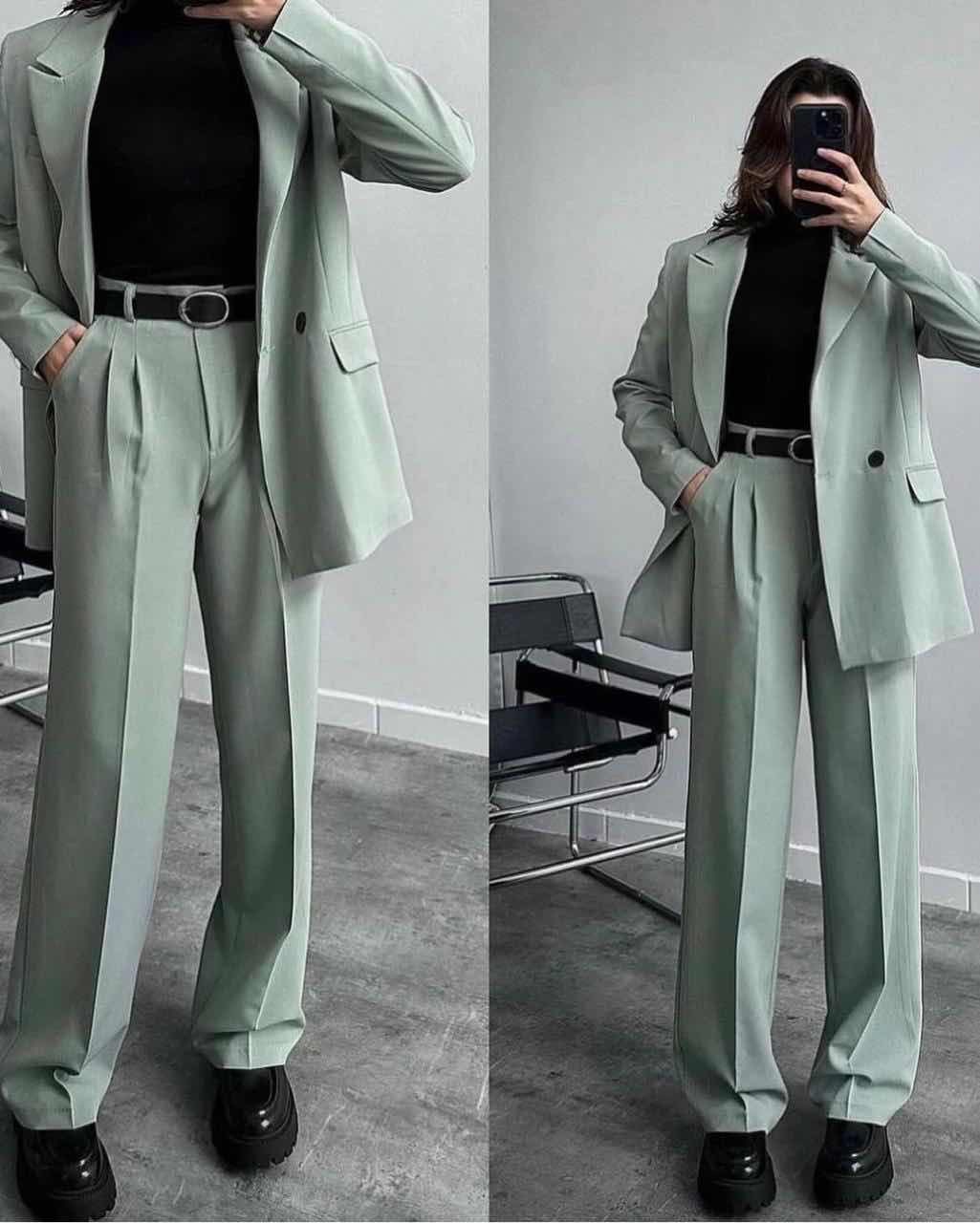 брючный костюм свободного кроя,синий брючный костюм,женский брючный костюм,классический брючный костюм,синий костюм женский брючный