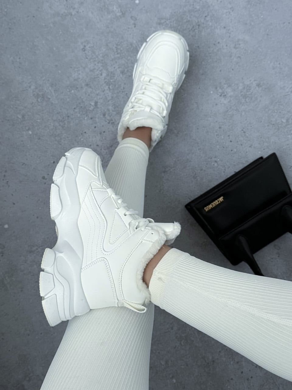 ,кроссовки женскиe,зимние кроссовки,теплые кроссовки,кроссовки зимние женские