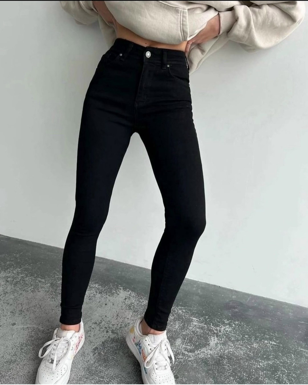 черные джинсы скинни,джинсы черные женские,джинсы женские скинни,женские джинсы,джинсы джеггинсы