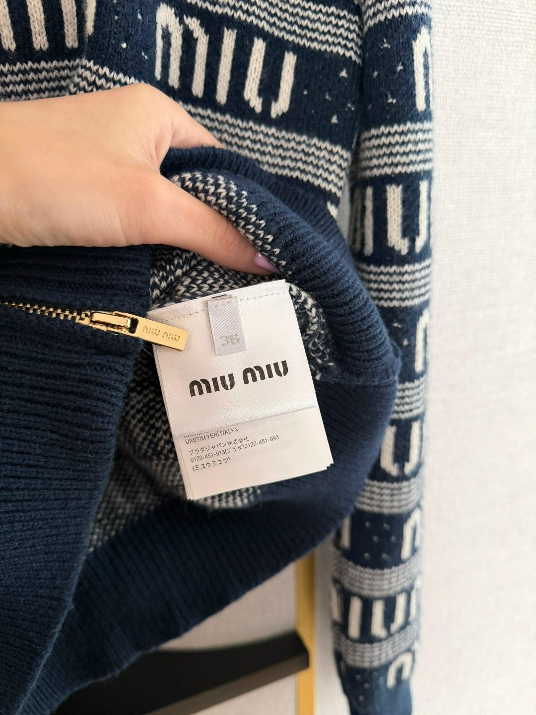 модные образы,стиль и мода,стильные джинсы,стильный свитер