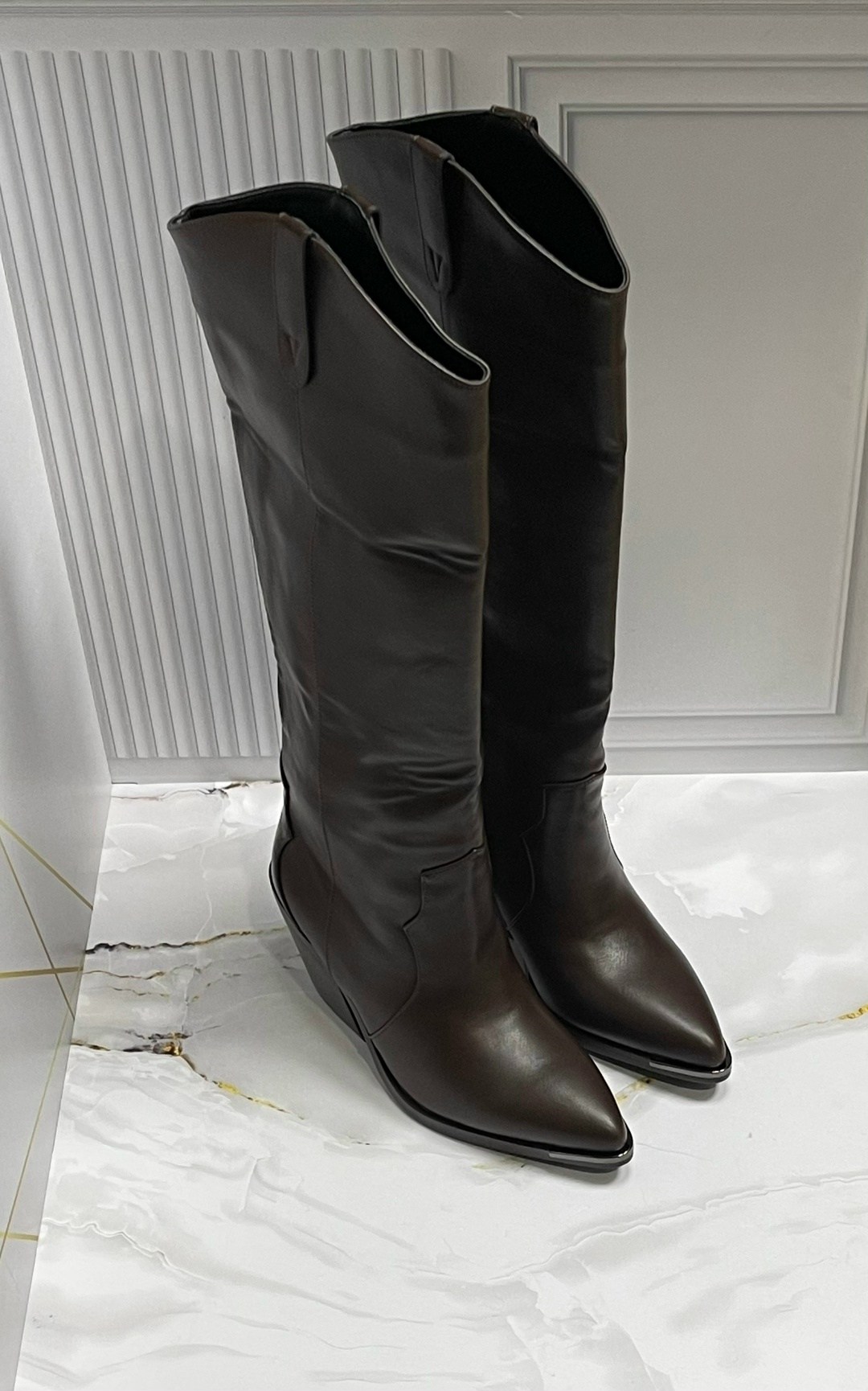 ,женские сапоги,элегантные сапоги,модные сапоги,высокие сапоги