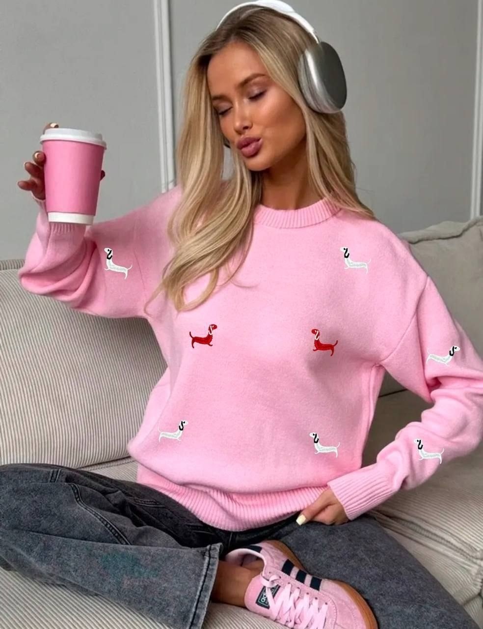 свитер с вышивкой,модные свитера,свитер,свитер с принтом,женские свитера