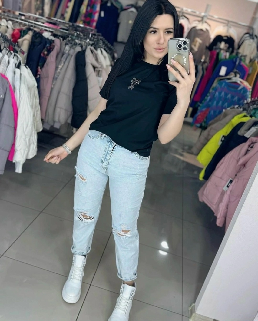 ,футболка женская,джинсы женские,футболке