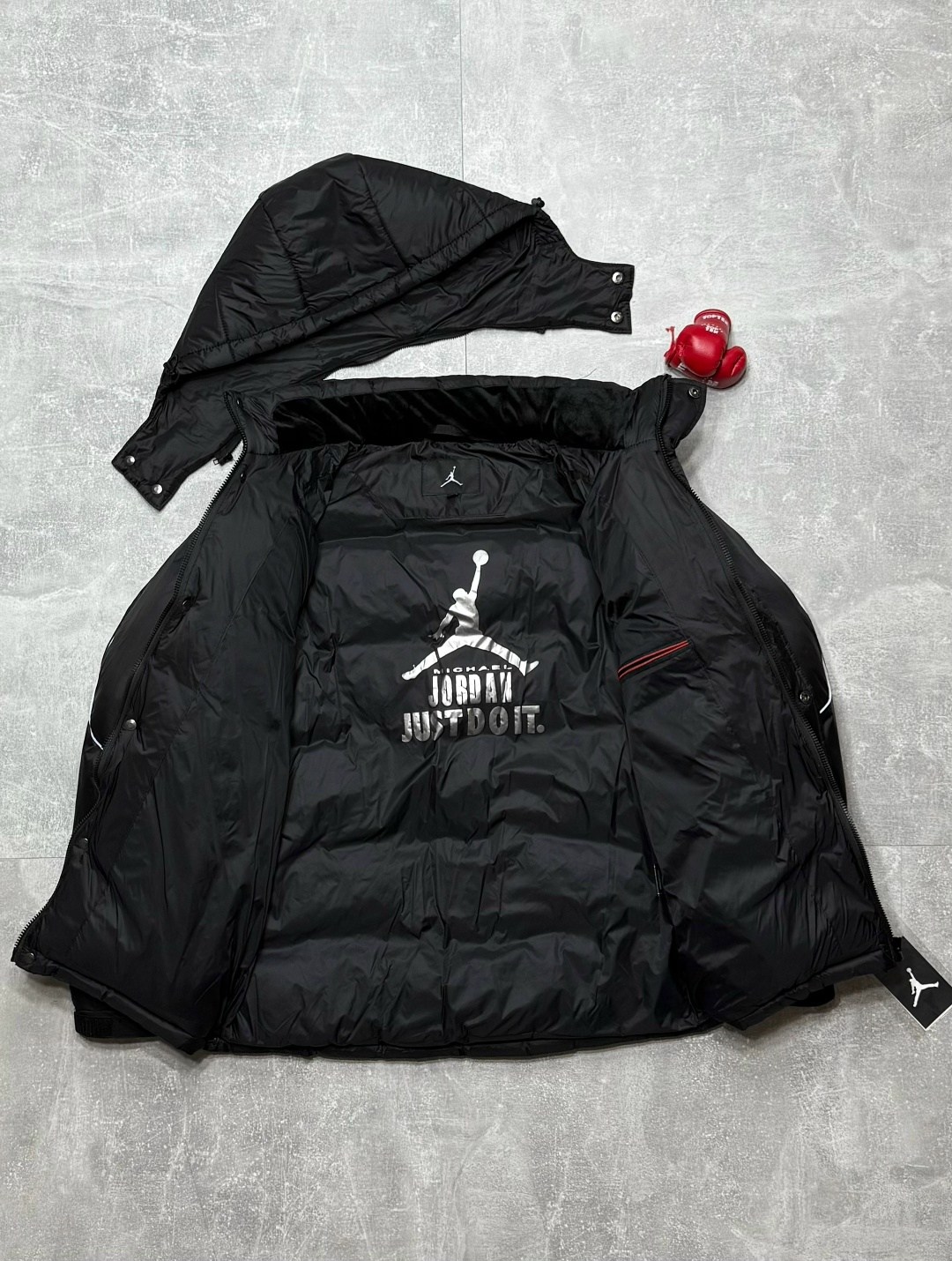 пуховик jordan essential,пуховик jordan essential puffer jacket black,куртка air jordan essentials puffer,куртка пуховик,jordan essential puffer jacket