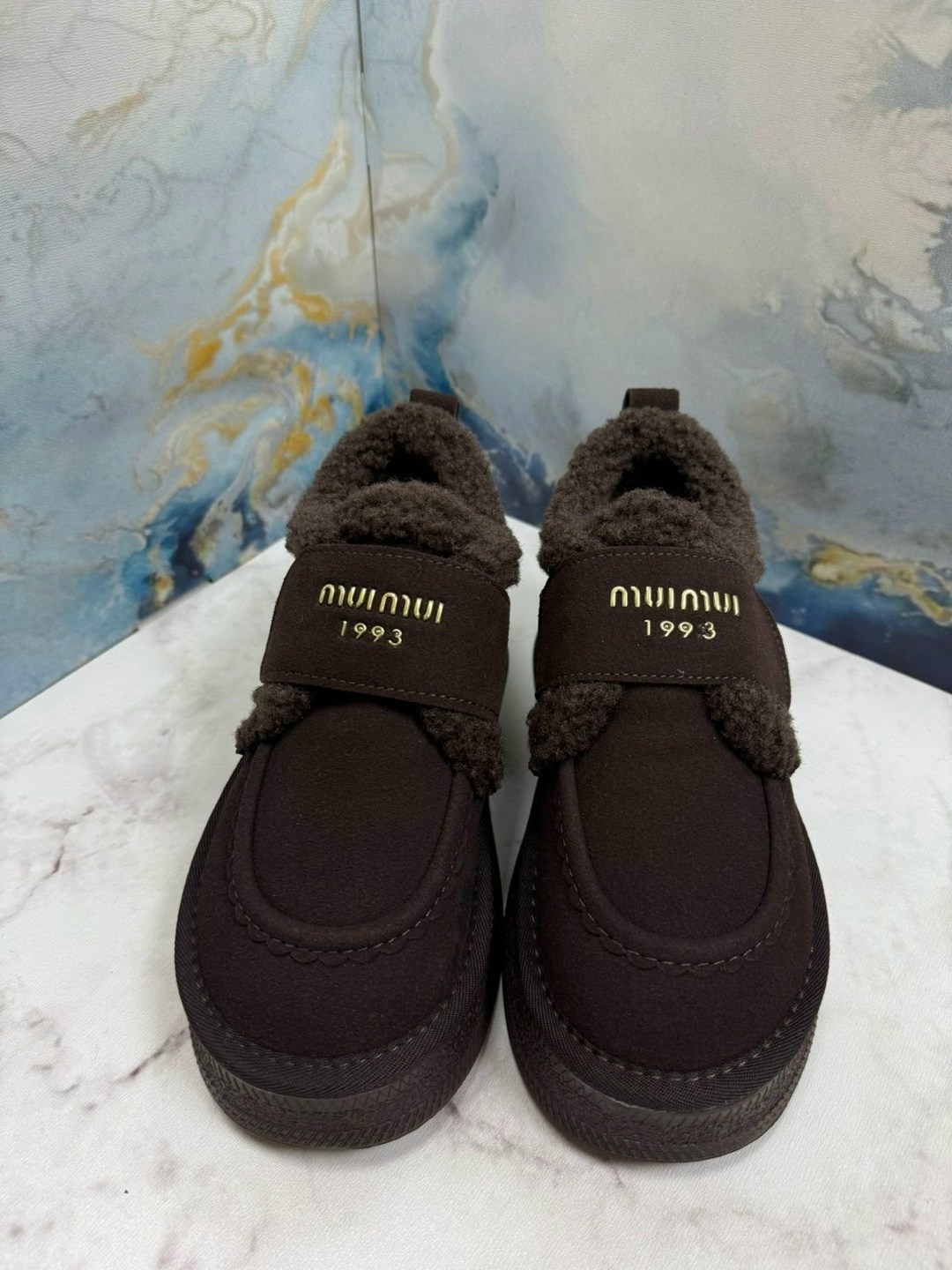 ,женская ,модная ,ботинки с мехом,стильная