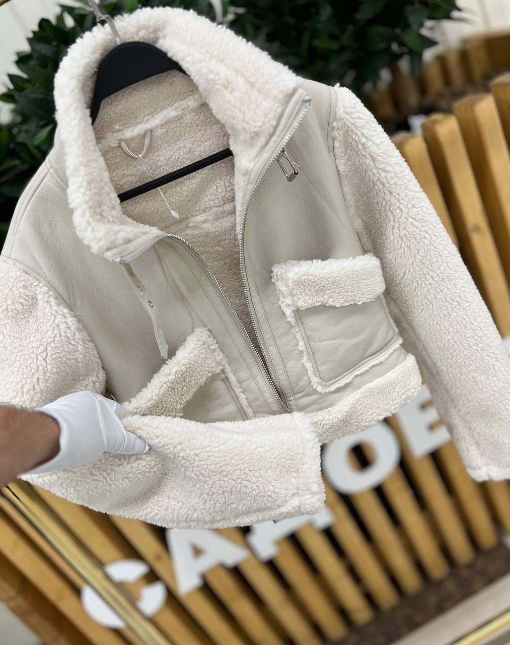 дубленка женская,дубленка укороченная,повседневная куртка,белая дубленка,дубленка авиатор