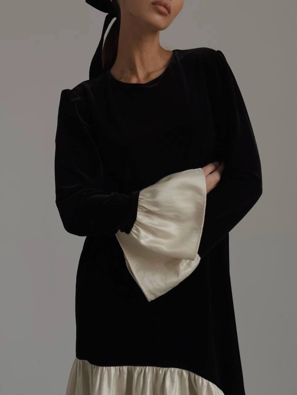 заколка для волос с бантом,прическа,бант на волосах,повседневная прическа,резинка с бантом для волос