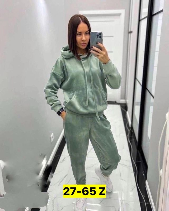 велюровый костюм женский,костюмы спортивные велюровые,костюм велюровый с худи,костюм велюровый,костюмы спортивные женские
