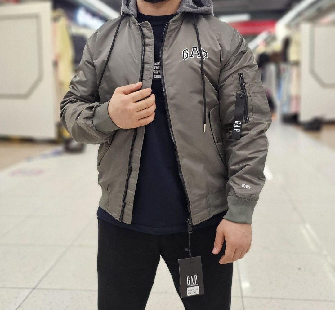 куртка бомбер,демисезонная куртка,стильная куртка,повседневная куртка