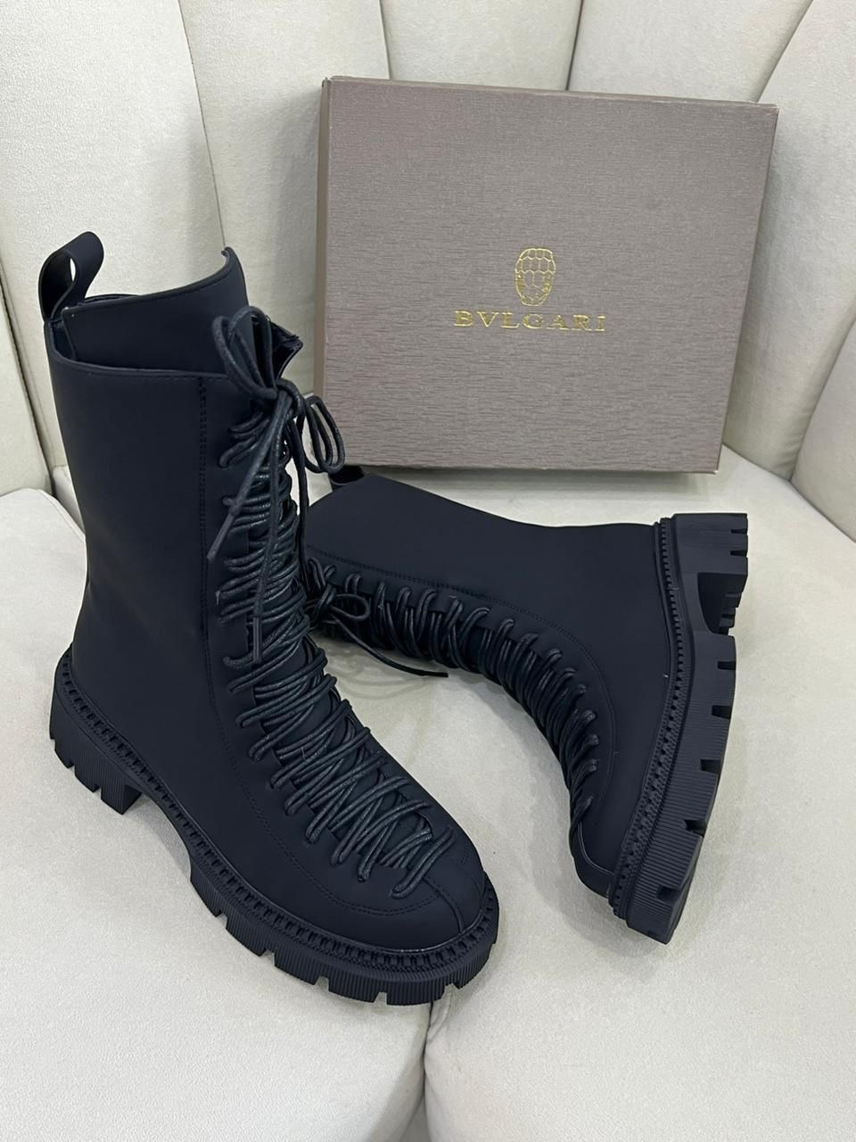 ,ботинки на шнуровке женские,лакированные берцы,ботинки берцы женские,ботинки женские