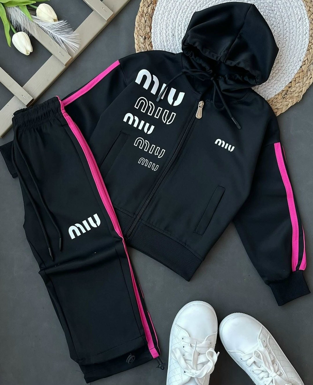 костюмы спортивные,спортивные костюмы для девочек,костюмчик,женские костюмы спортивные,стильные спортивные костюмы