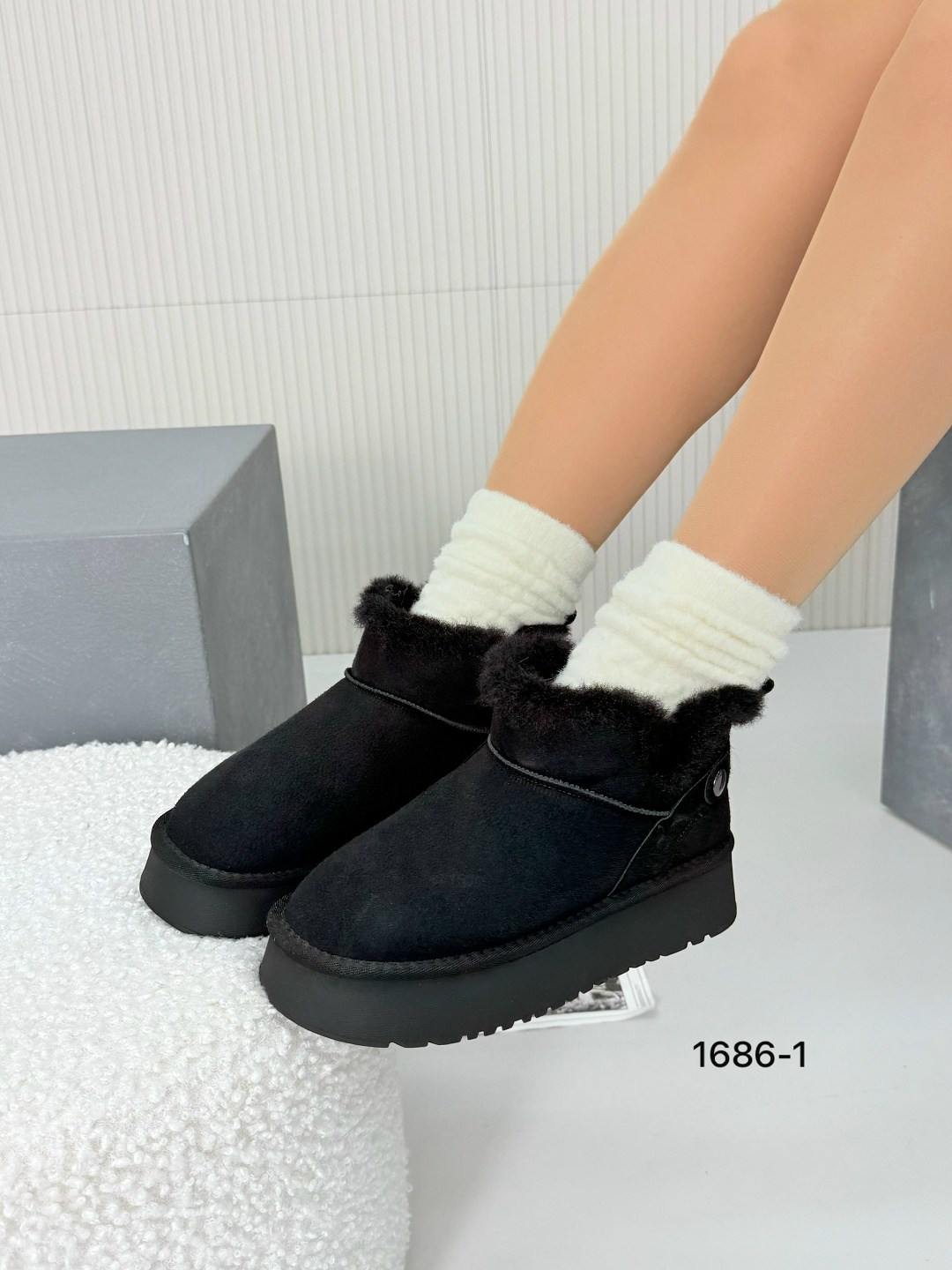 ,угги женские,женские угги зимние,зимние угги короткие на платформе с мехом,женская зимняя