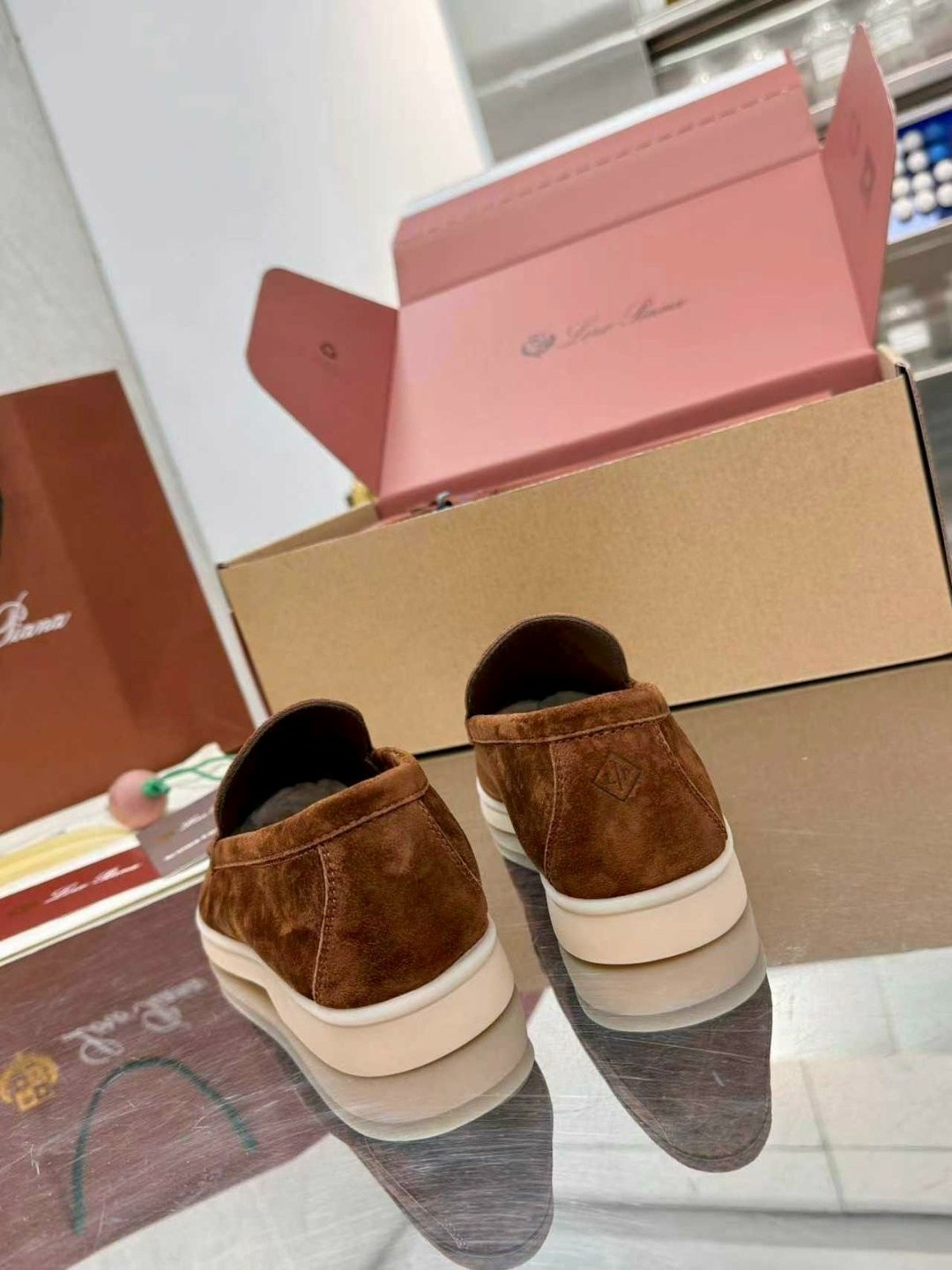 лоферы loro piana женские,лоферы из натуральной замши loro piana,лоферы loro piana,,лоферы лоро пиано