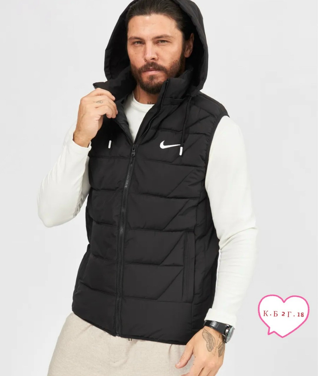 безрукавка с капюшоном,жилетка nike,жилет демисезонный,жилет утепленный nike,жилетка безрукавка утепленная с капюшоном