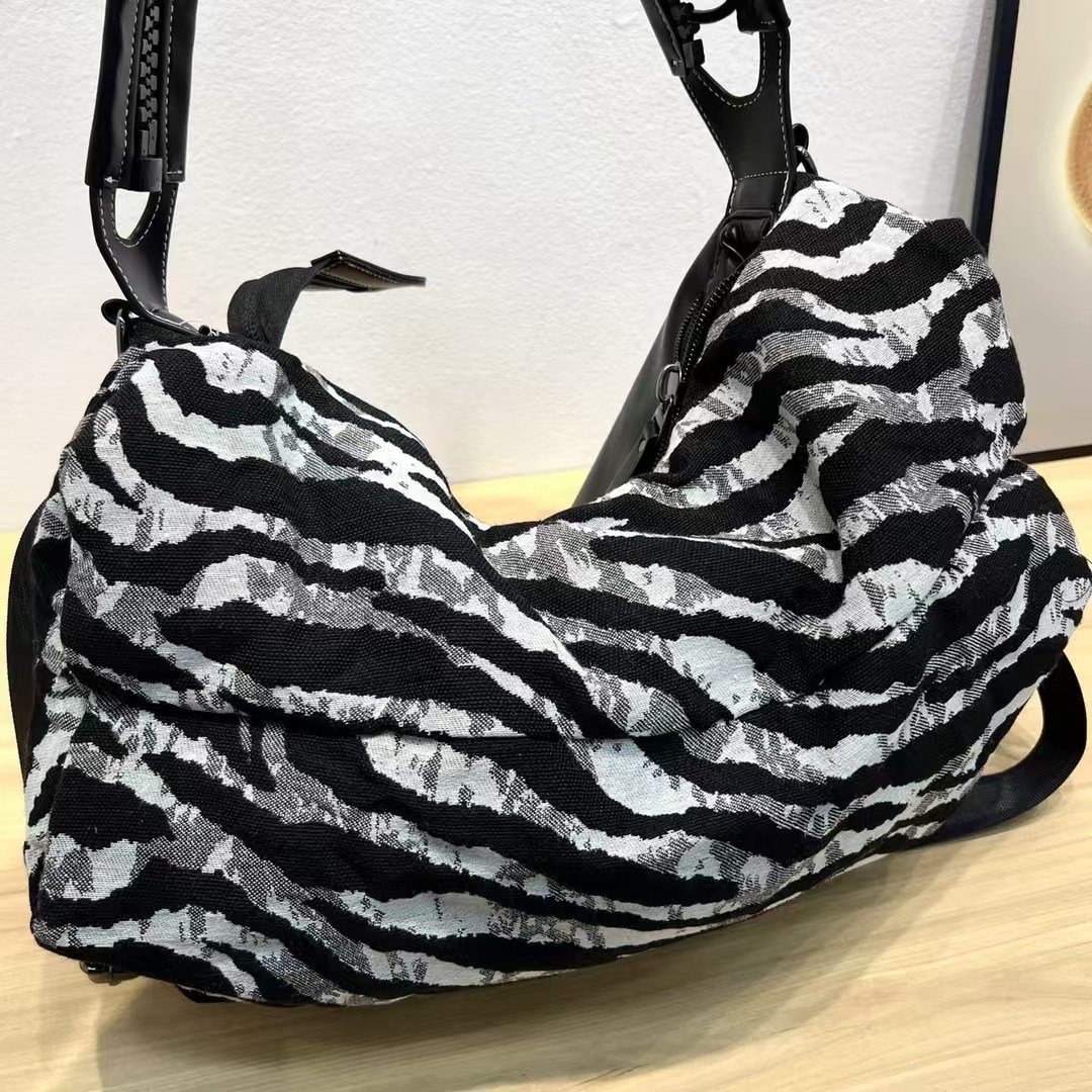 сумки женская,сумка,модная сумка,сумки большие,модная женская сумка