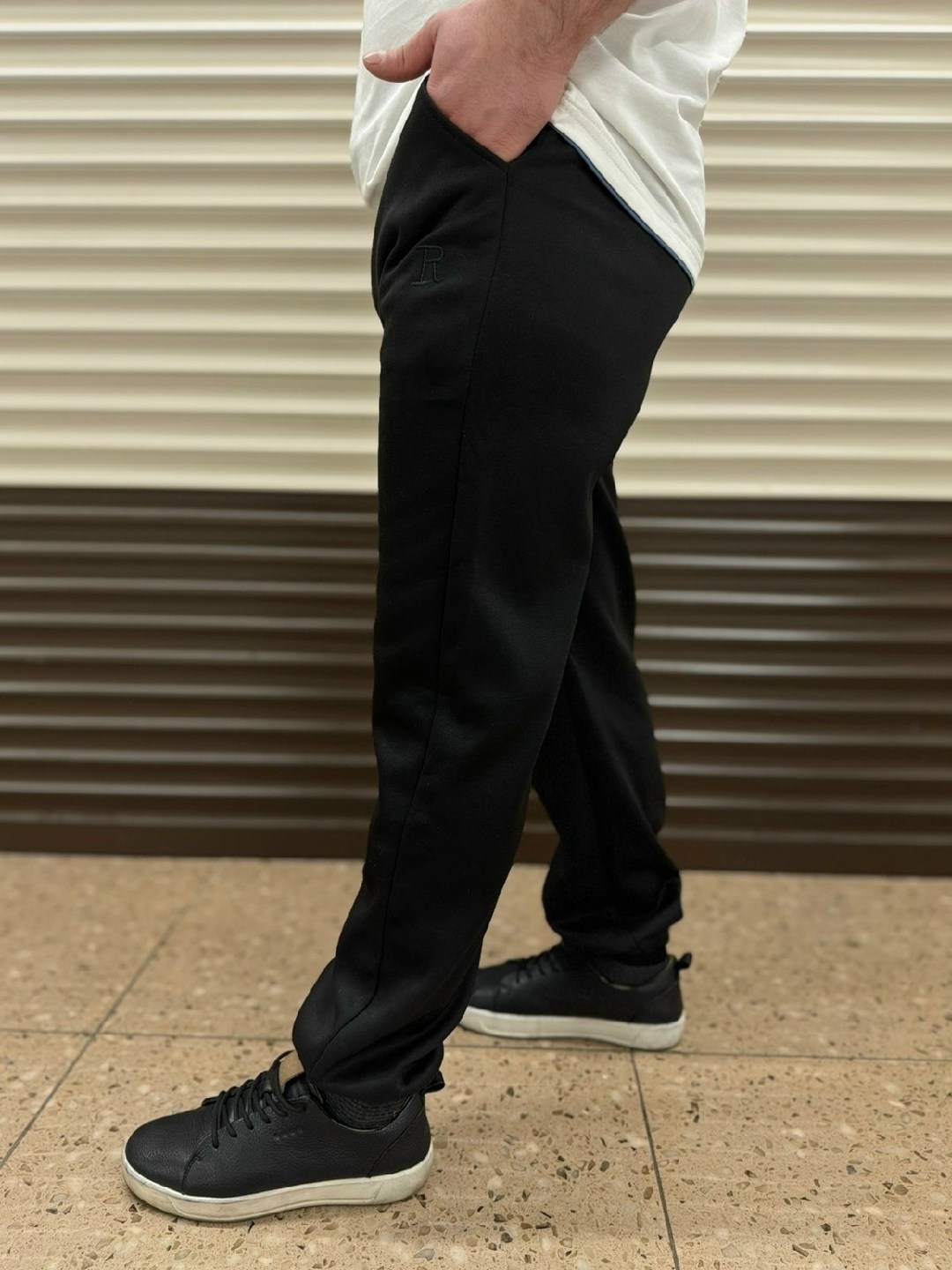 мужские спортивные брюки,штаны мужские спортивные,спортивные штаны,брюки спортивные,спортивные брюки на флисе