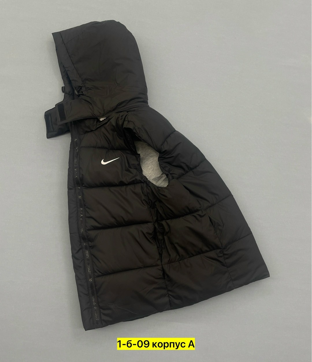 жилетка безрукавка утепленная,жилетка nike,жилет утепленная,жилетка,жилет с капюшоном