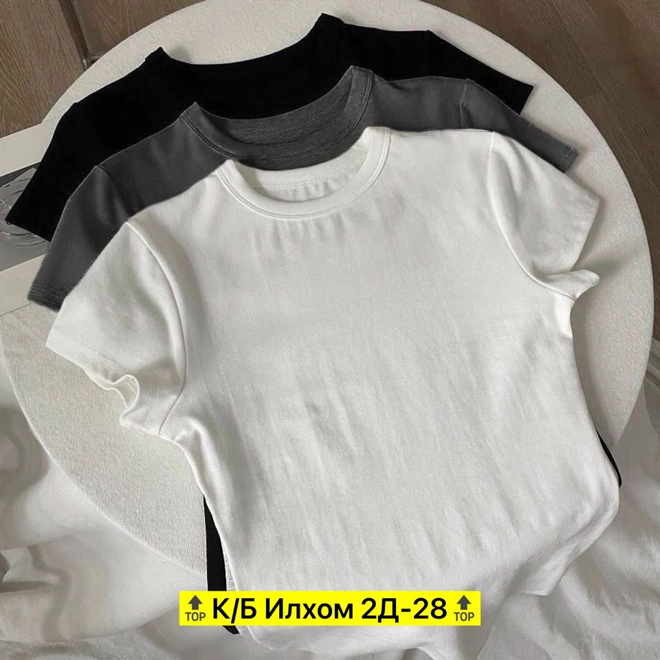 женская футболка,майка топы,облегающая футболка,боди женская,женщина в футболке