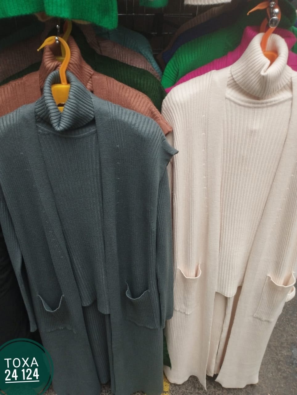 комплект кардиган,шерстяной костюм,костюмы брючные,вязаные костюмы,трикотажные костюмы