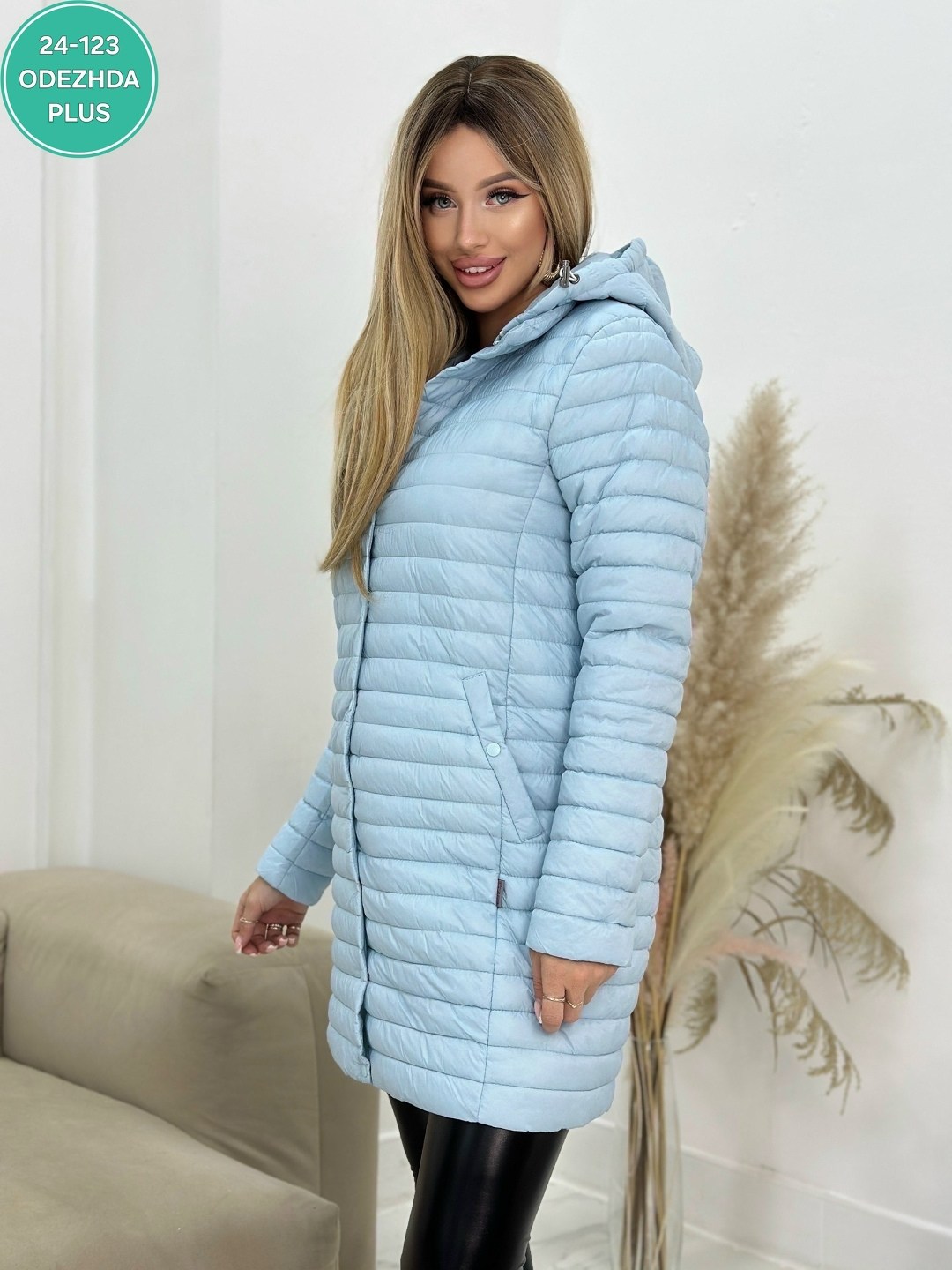 куртка демисезонная женская,куртка женская,удлиненная куртка,демисезонная куртка,куртка женскaя демисезоннaя с капюшоном короткая