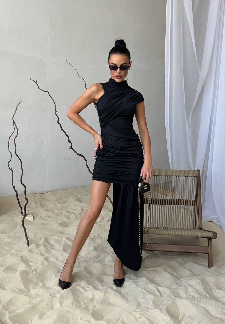 модное платье,платье черное,вечернее платье,платье на одно плечо,облегающее платье