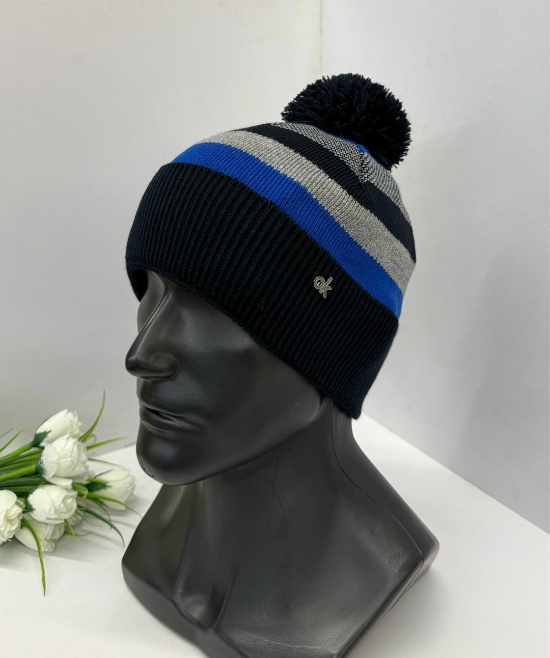 мужская шапка,шапка для мужчин,шапка зимняя мужская,шапка,мужская шапка с помпоном