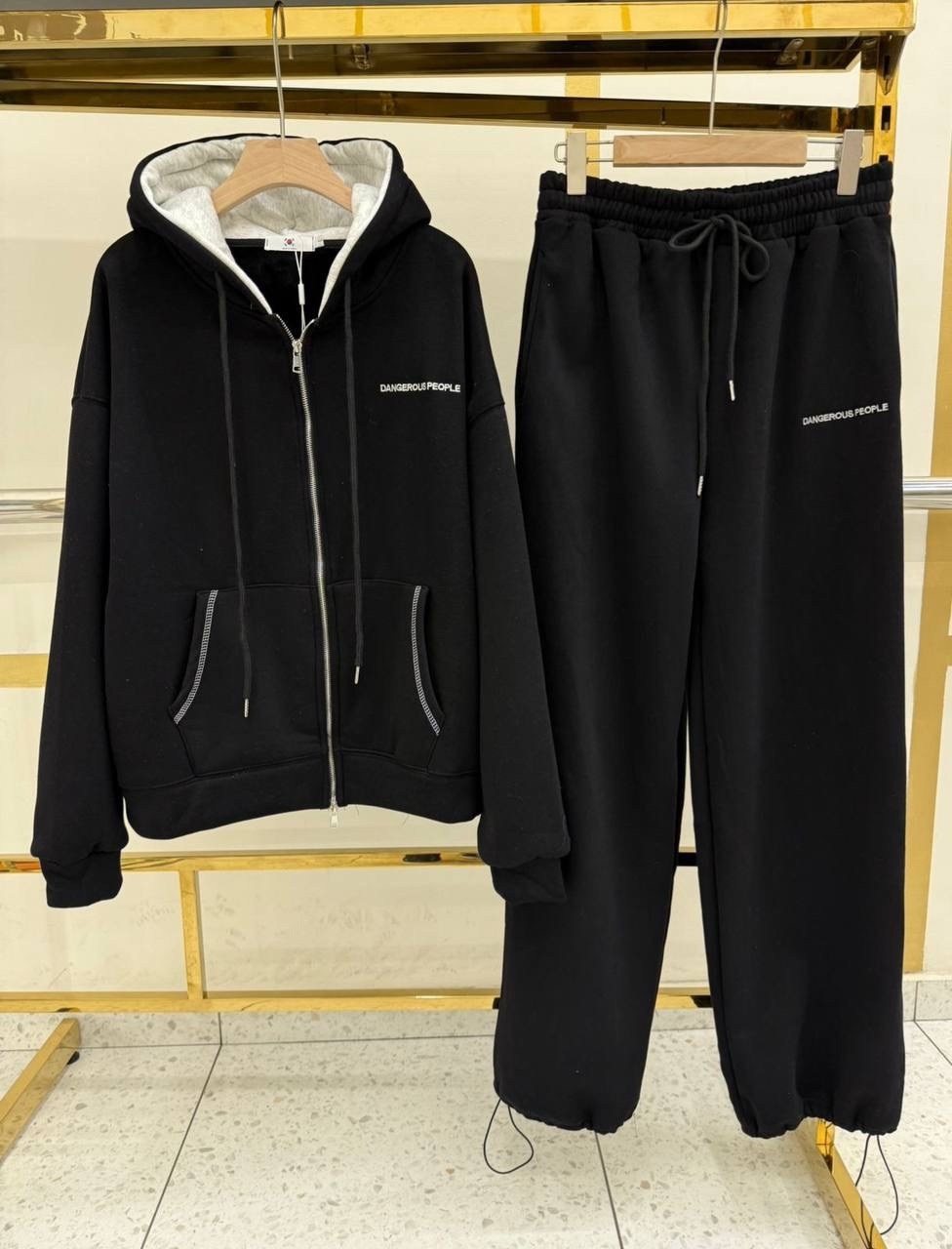 костюм cпортивный с начесом,костюм женский на флисе,спортивный костюм теплый с начес,спортивные костюмы женские,костюм на флисе