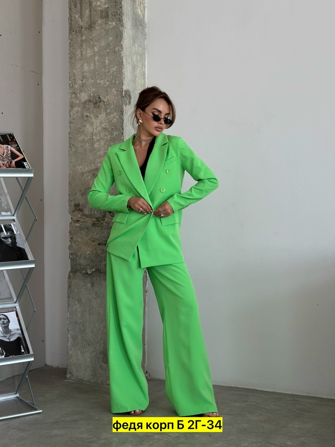 женские костюмы,брючные костюмы женские,женский классический брючный костюм,костюм брючный деловой классический,брючный костюм синий